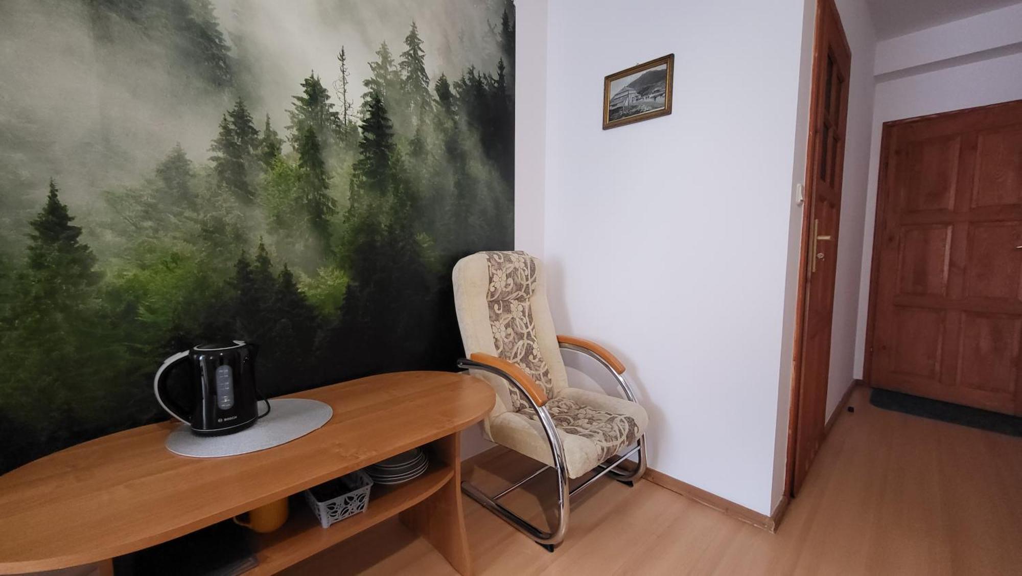 Pokoje Goscinne U Zosi Karpacz Bilik gambar